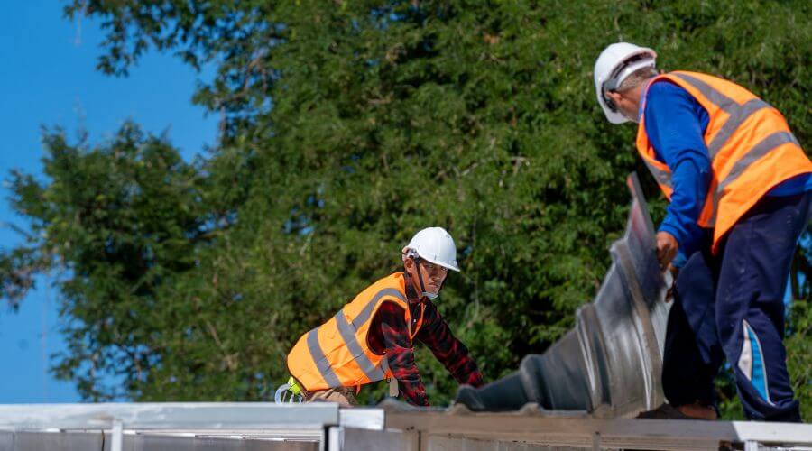 Expert top industrial roofings services in Cooks, MI